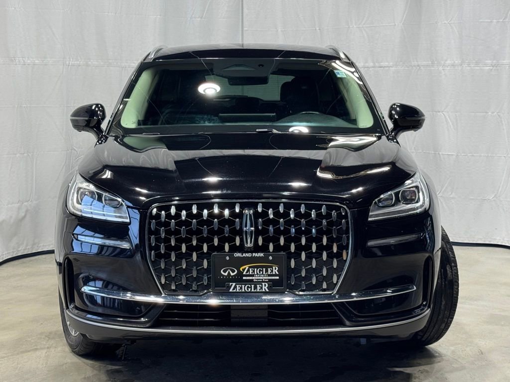 Used 2024 Lincoln Corsair Reserve w/ Equipment Group 201A AWD/4WD image 2