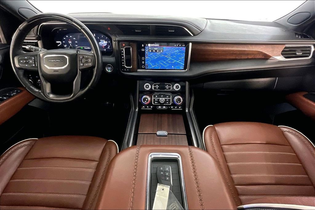 Used 2024 GMC Yukon XL Denali Ultimate image 21