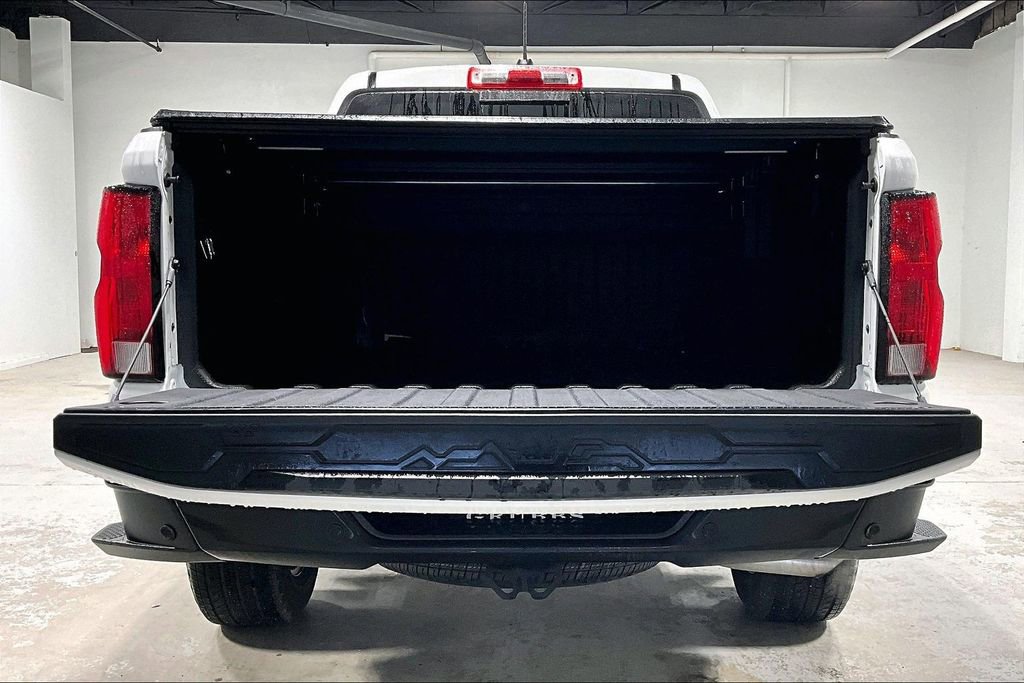 Used 2025 Chevrolet Colorado W/T image 37
