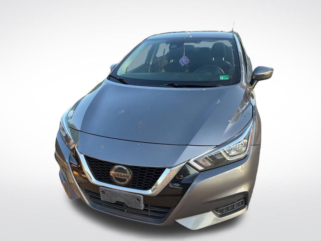 Used 2021 Nissan Versa SV FWD image 5