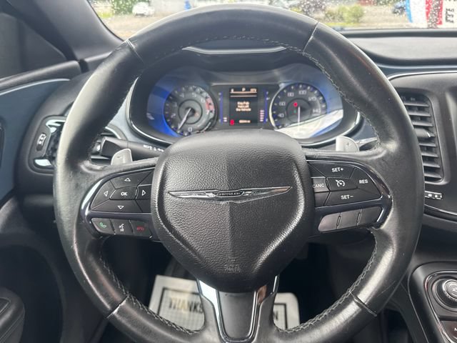 Used 2015 Chrysler 200 S FWD image 14