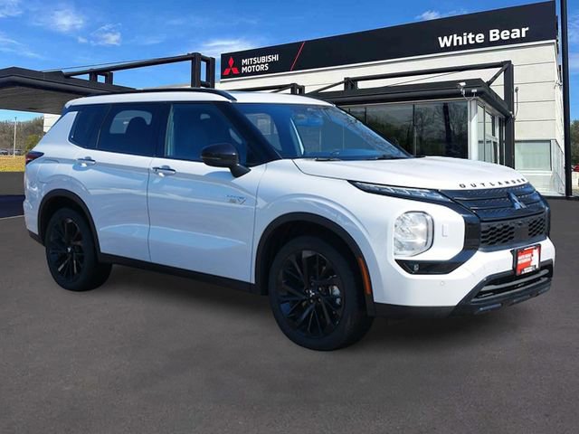 Used 2025 Mitsubishi Outlander SEL Black Edition image 1