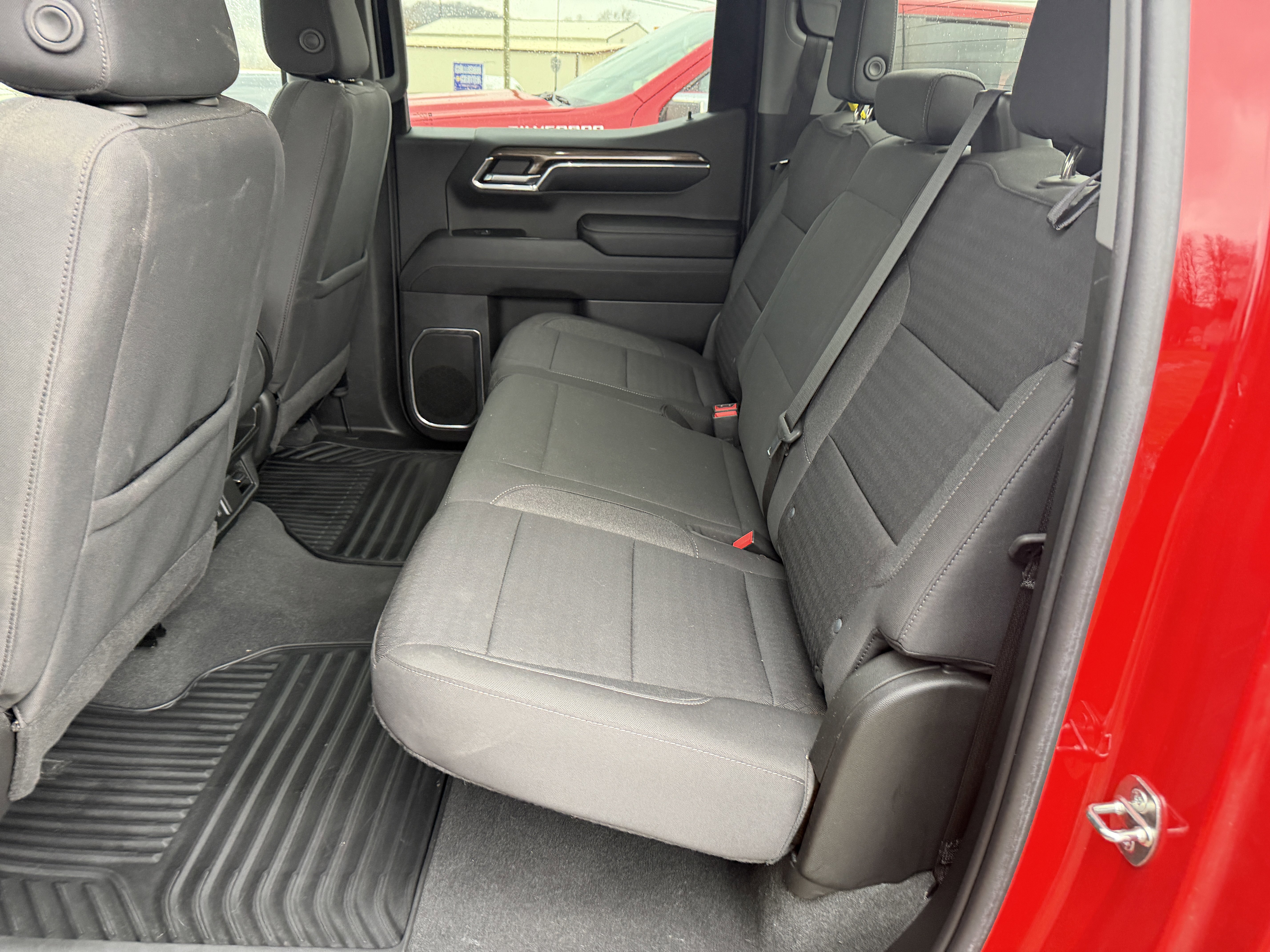 Used 2023 Chevrolet Silverado 1500 LT image 12