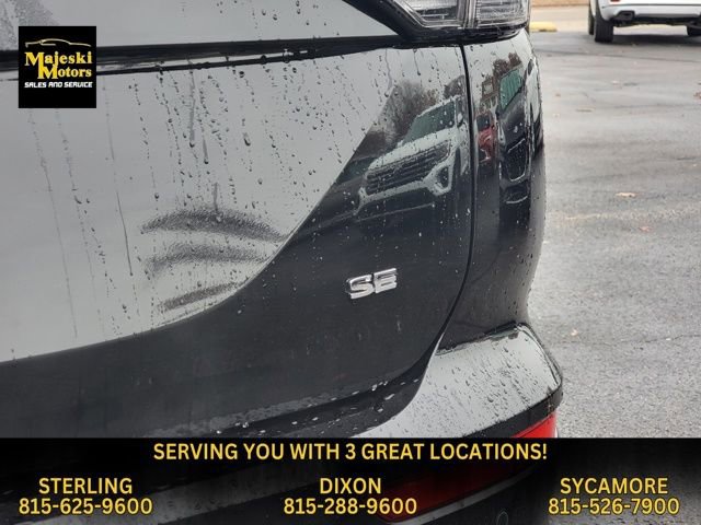 Used 2025 Mitsubishi Outlander SE image 15