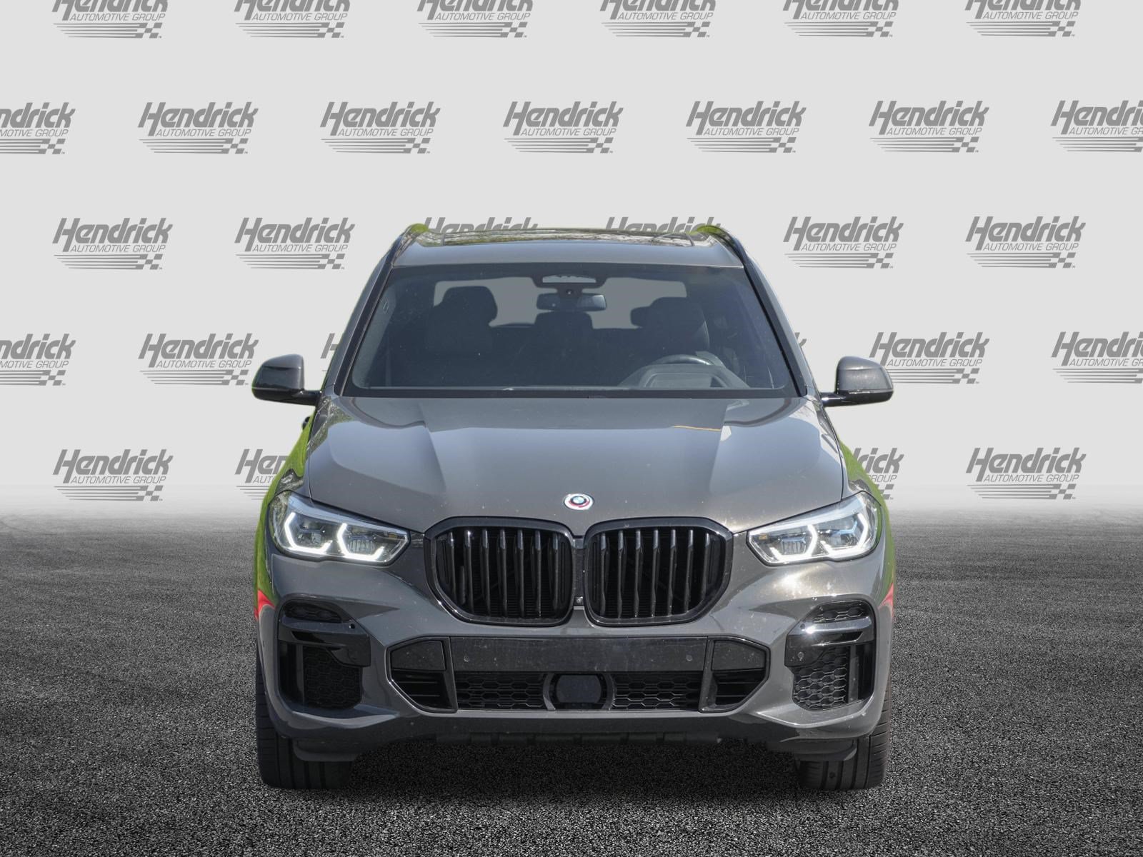 Used 2023 BMW X5 M50i w/ Executive Package AWD/4WD image 3