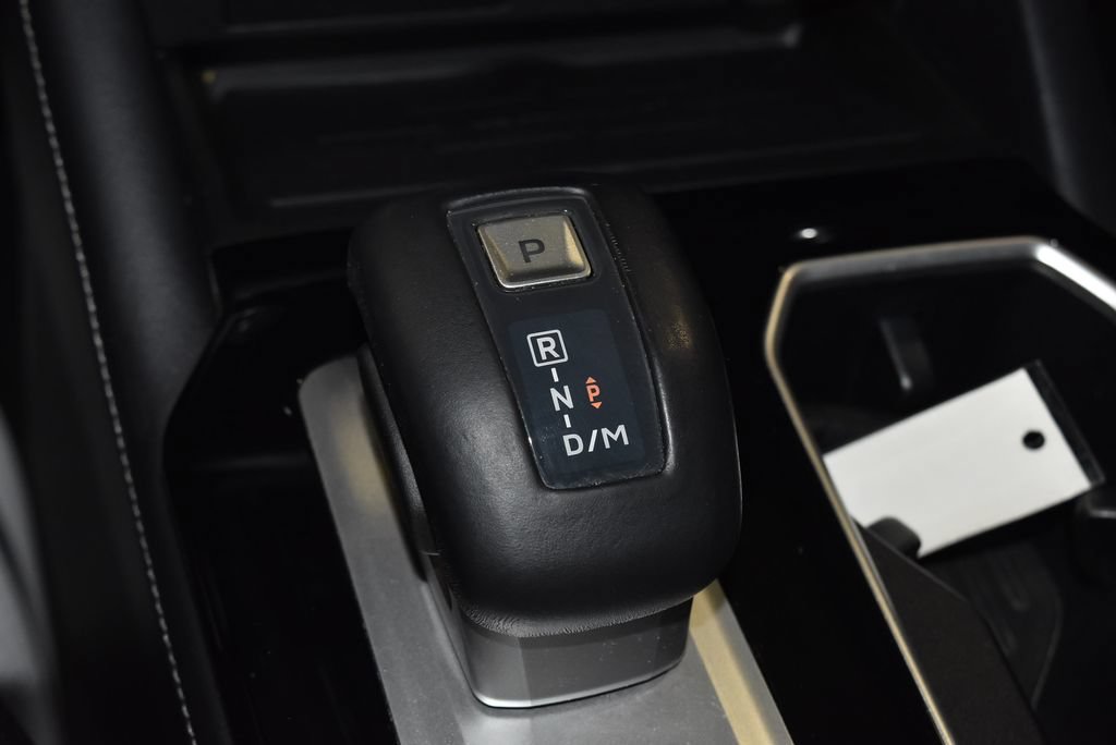 Used 2025 Mitsubishi Outlander SE AWD/4WD image 17