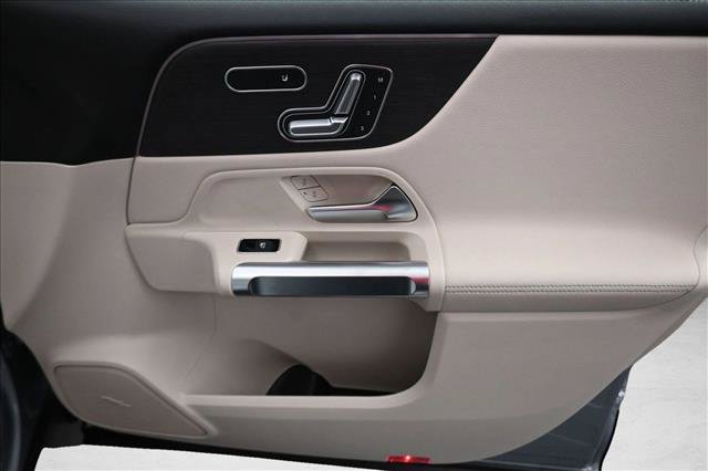 New 2026 Mercedes-Benz GLB 250 4MATIC image 29