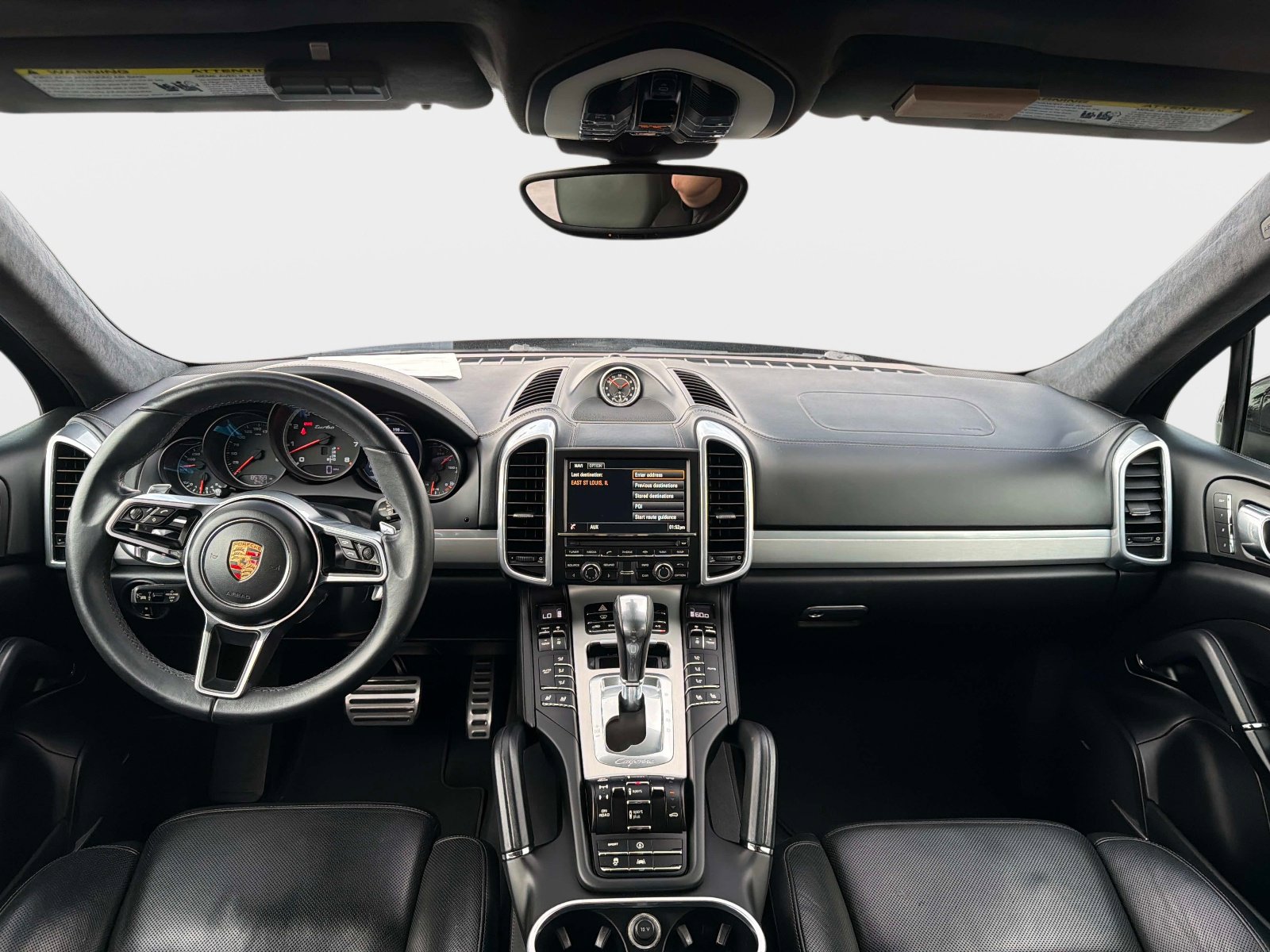 Used 2015 Porsche Cayenne Turbo AWD/4WD image 34
