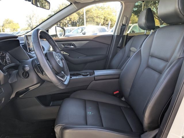 Used 2023 Nissan Rogue SV w/ SV Premium B Package image 27