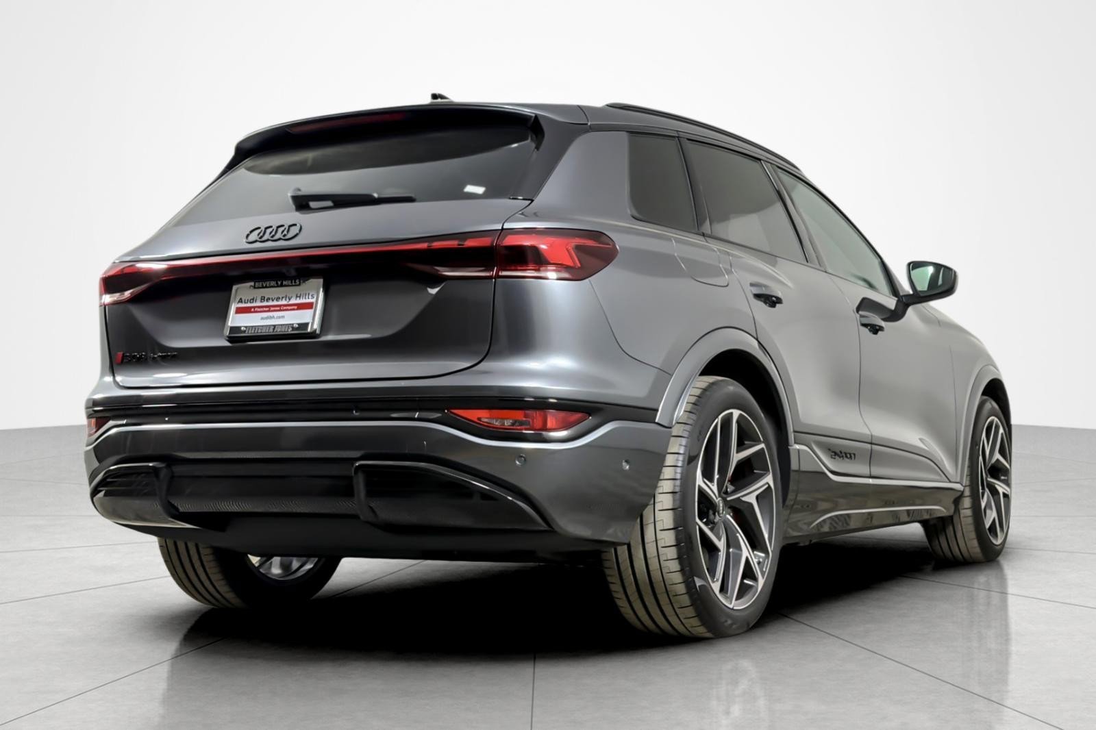 New 2027 Audi SQ6 e-tron Premium Plus AWD/4WD image 6