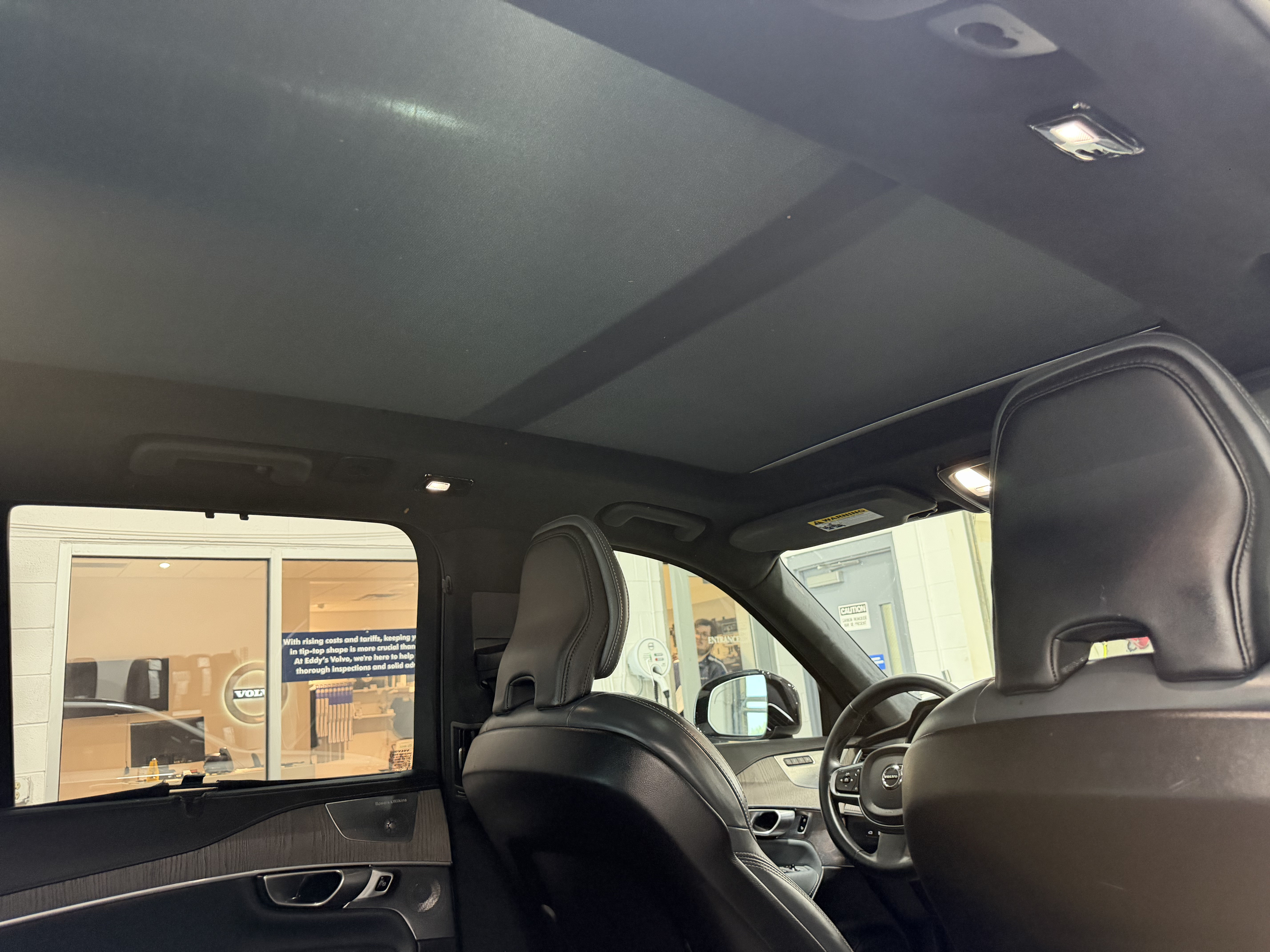 Used 2023 Volvo XC90 T8 Ultimate w/ Lounge Package AWD/4WD image 26
