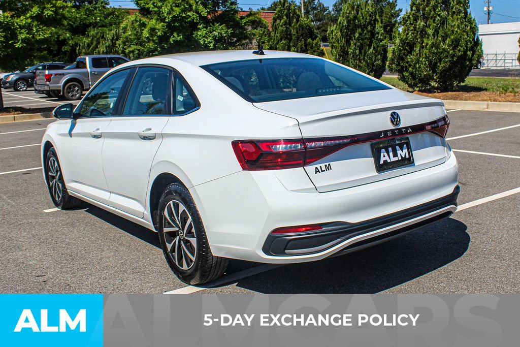 Used 2025 Volkswagen Jetta S FWD image 3