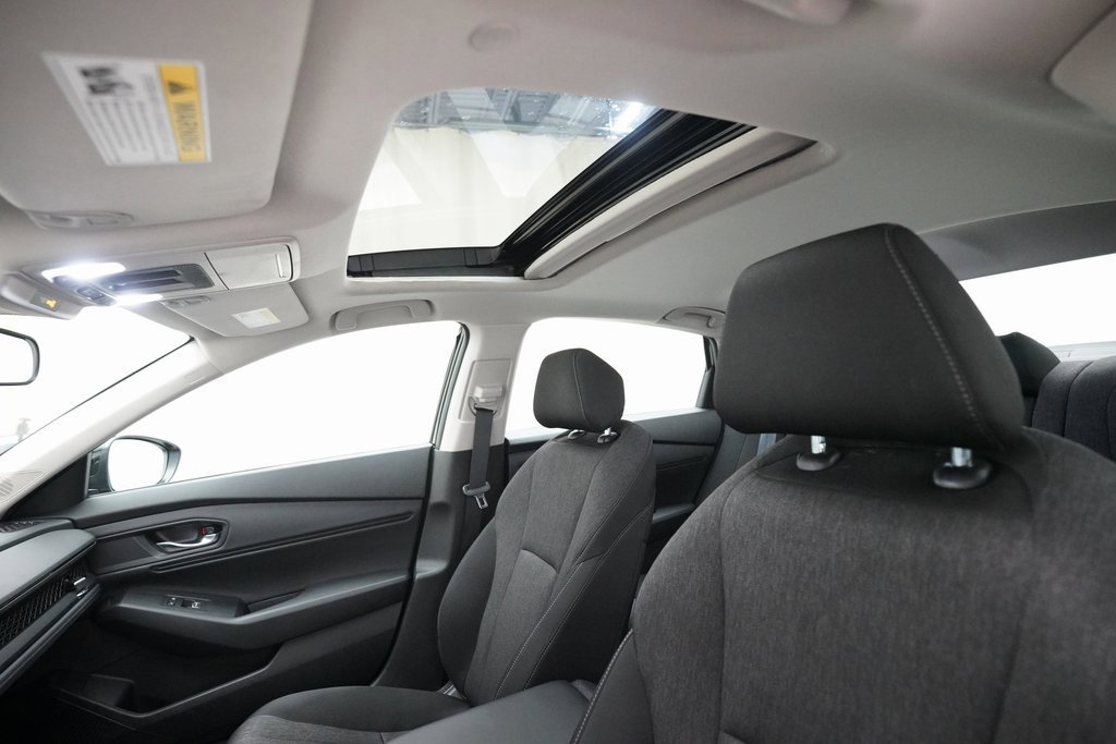 Used 2023 Honda Accord EX image 30