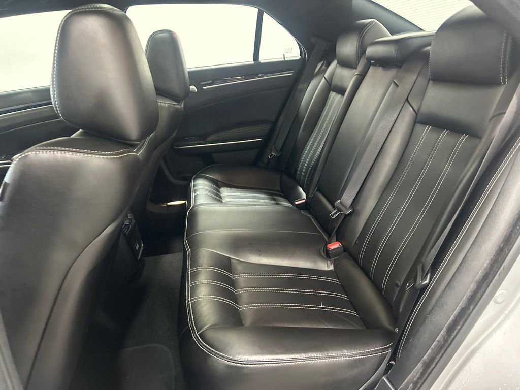 Used 2023 Chrysler 300 S image 32