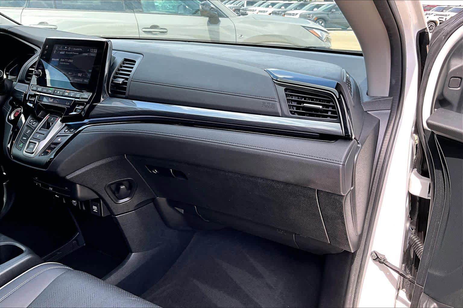 Used 2023 Honda Odyssey Elite image 17