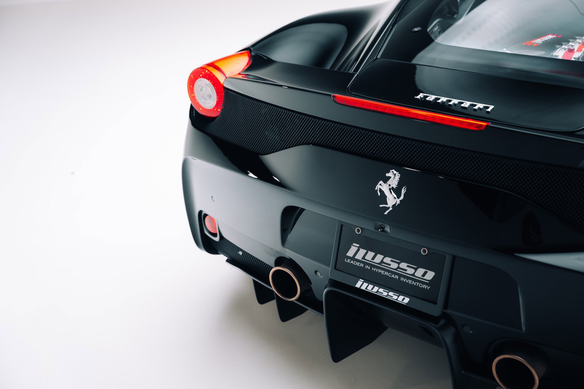 Used 2015 Ferrari 458 Speciale Coupe RWD image 22