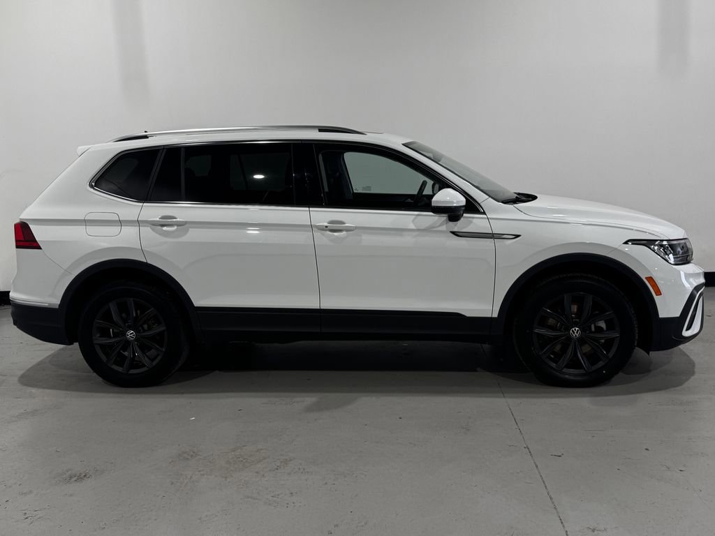 Used 2024 Volkswagen Tiguan SE FWD image 21