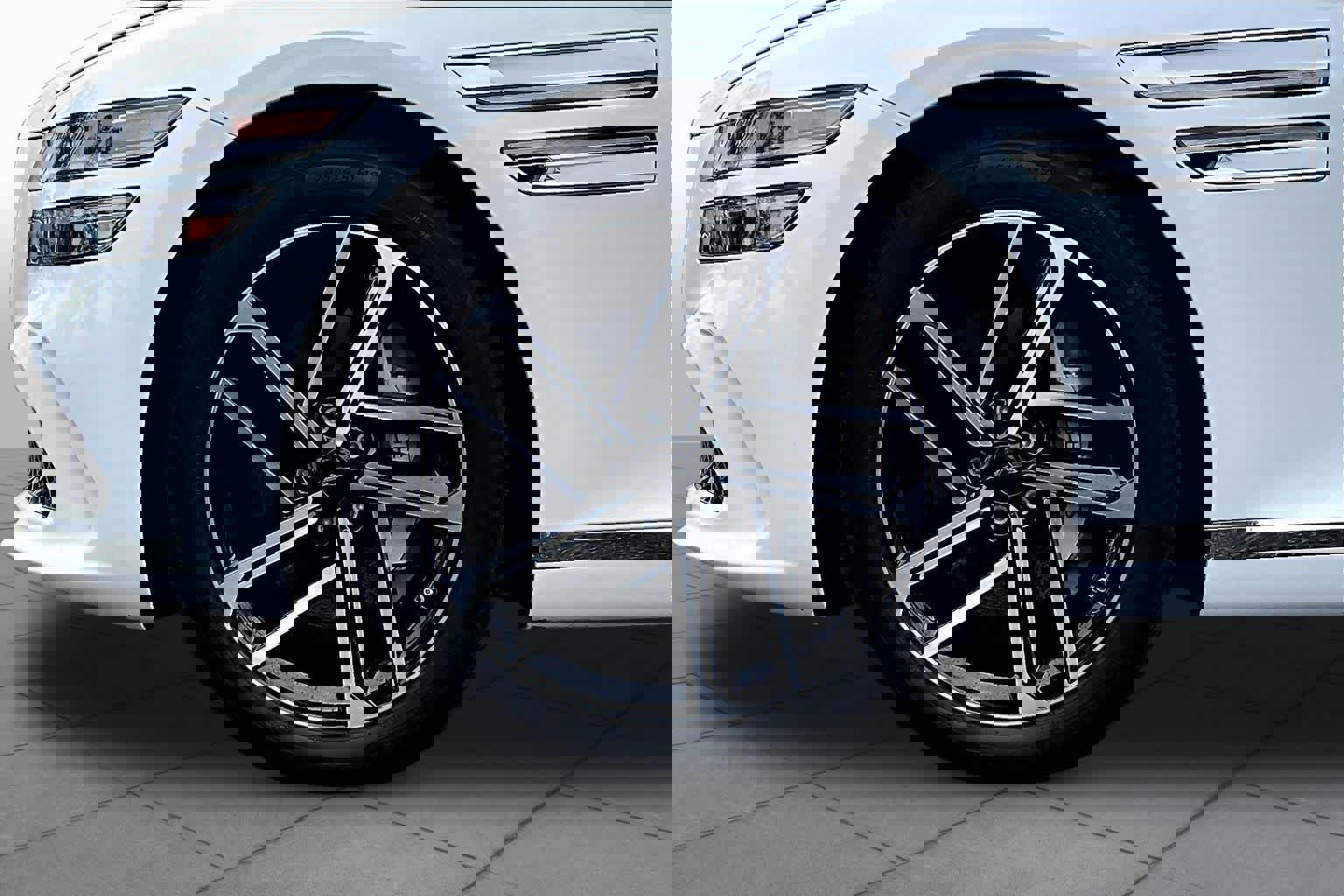 Used 2025 Genesis G80 2.5T Advanced AWD/4WD image 11