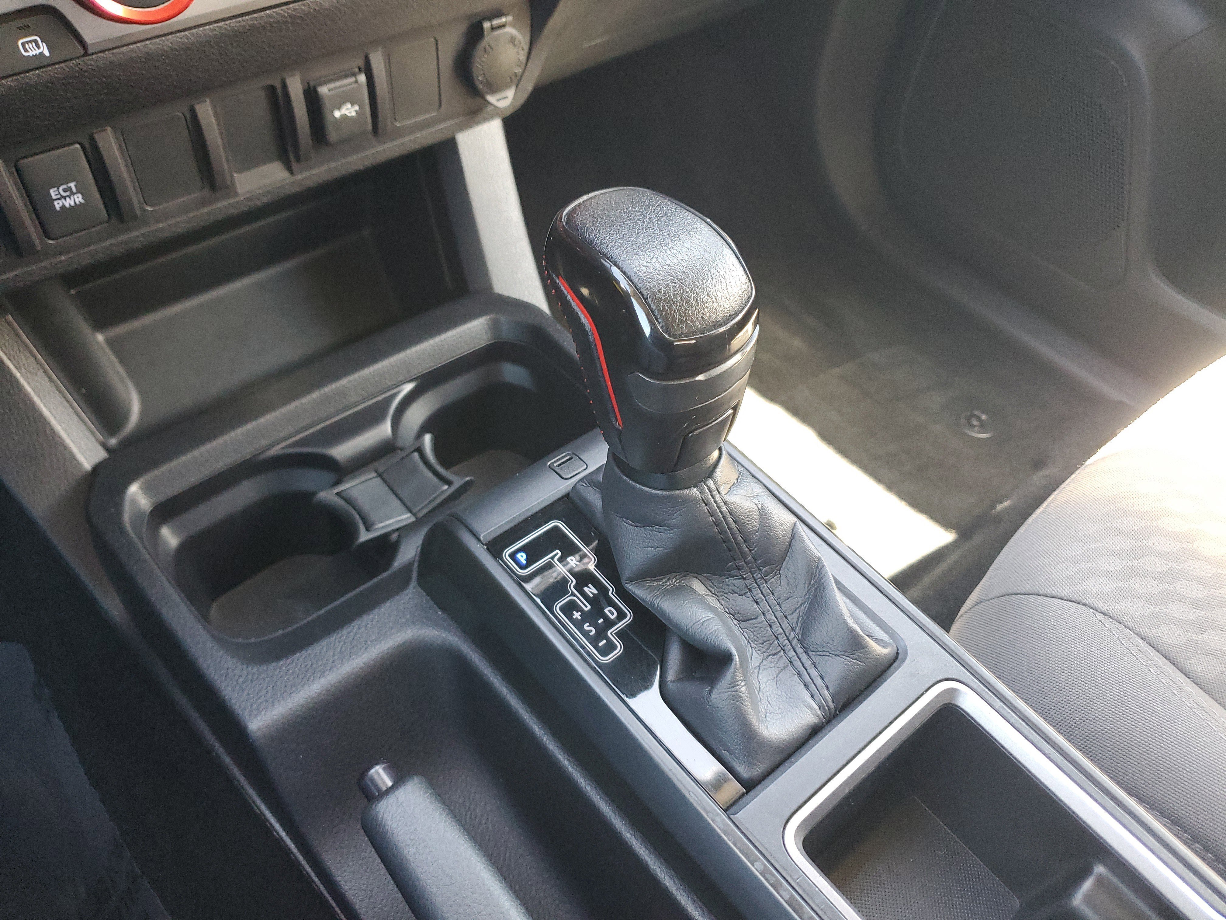 Used 2020 Toyota Tacoma SR image 23