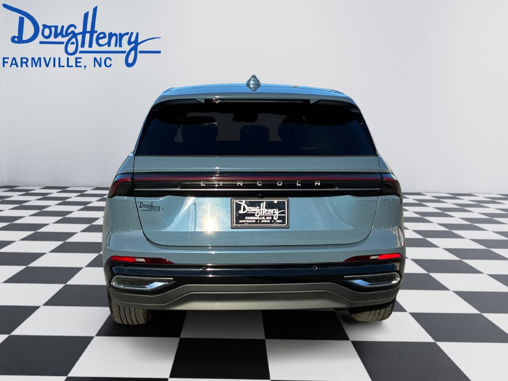 Used 2026 Lincoln Nautilus Premier w/ Equipment Group 102A AWD/4WD image 4
