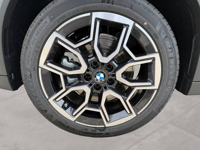 New 2026 BMW X2 xDrive28i w/ Technology Package AWD/4WD image 14