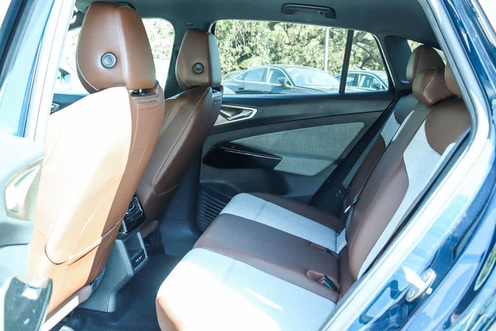 Used 2023 Volkswagen ID.4 Pro RWD image 20
