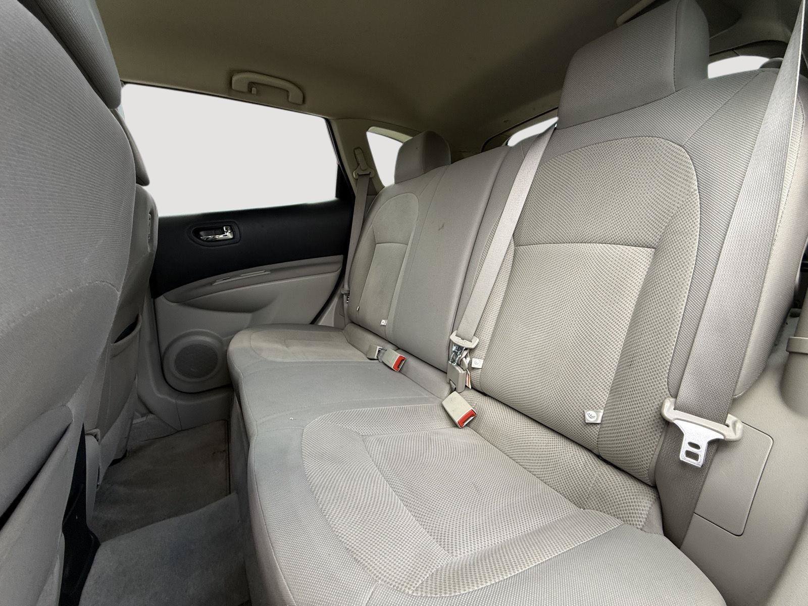 Used 2013 Nissan Rogue S w/ Special Edition Pkg FWD image 25