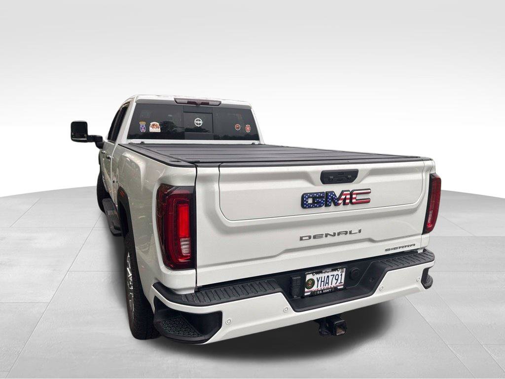 Used 2022 GMC Sierra 3500 Denali AWD/4WD image 10