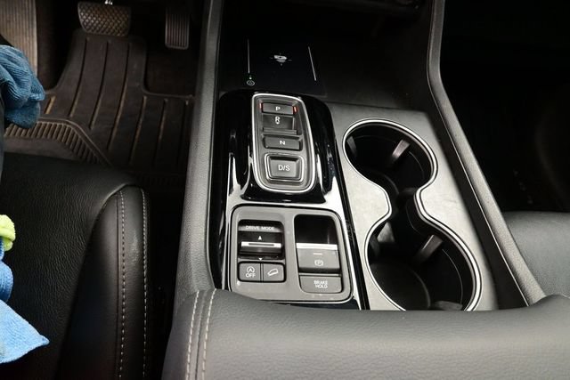 Used 2023 Honda Pilot Touring image 14