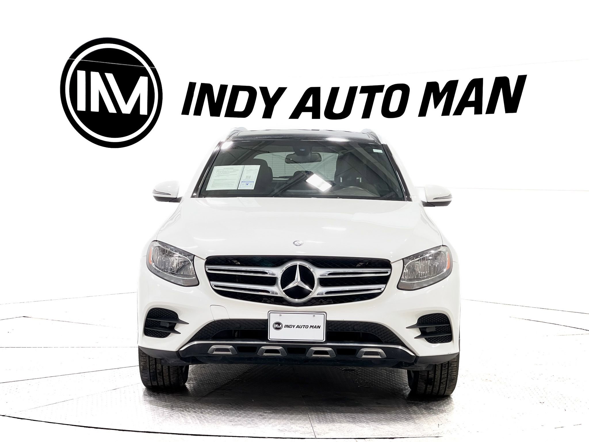 Used 2017 Mercedes-Benz GLC 300 4MATIC image 9