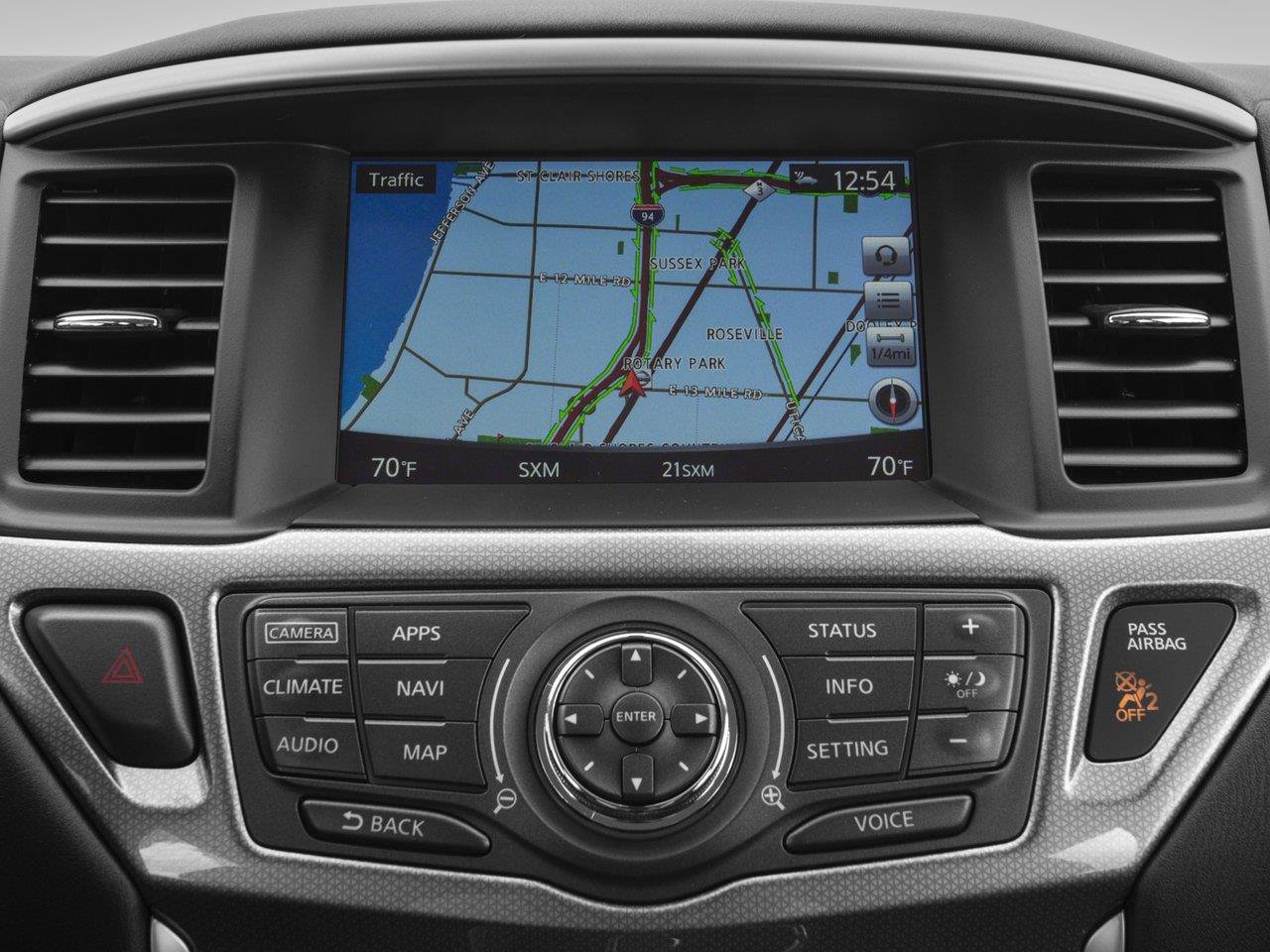 Used 2017 Nissan Pathfinder SL w/ Trailer Tow Package AWD/4WD image 11