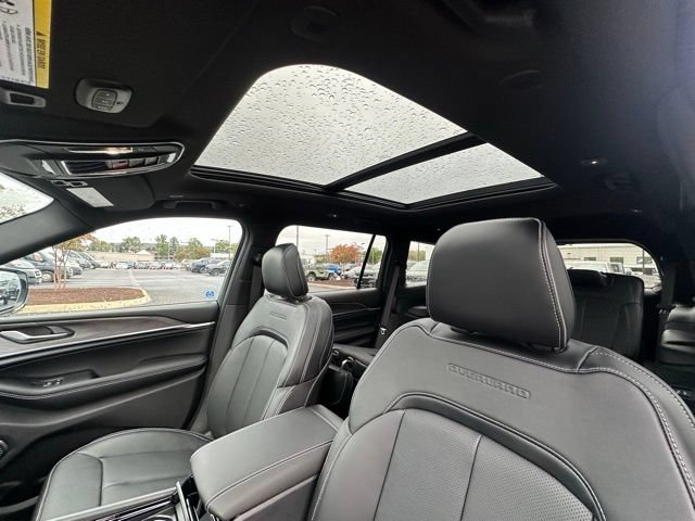 New 2025 Jeep Grand Cherokee L Overland AWD/4WD image 25