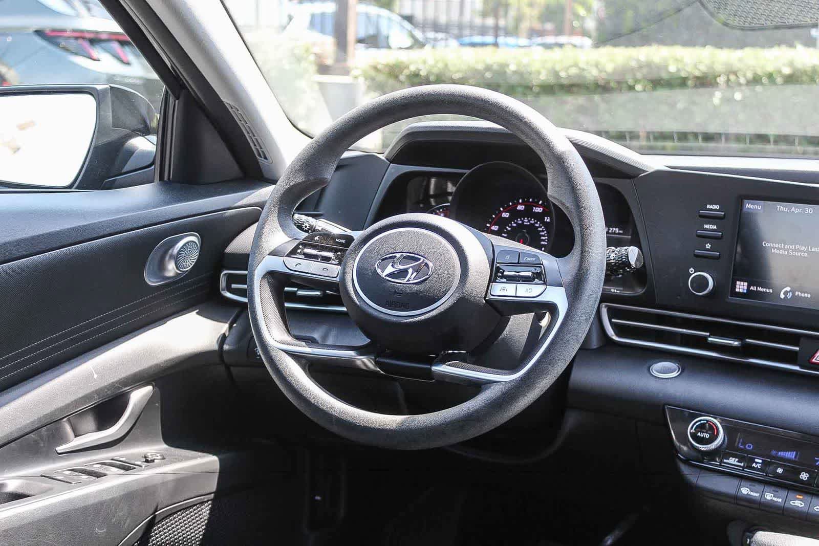 Used 2023 Hyundai Elantra SEL FWD image 19