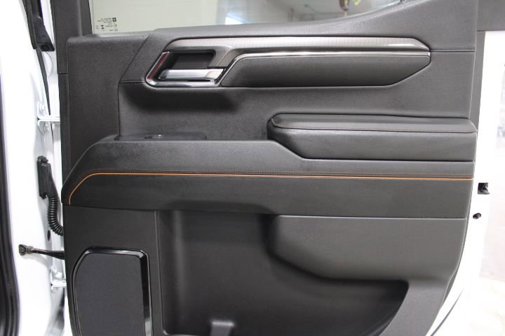 Used 2024 GMC Sierra 1500 AT4 w/ Technology Package image 29