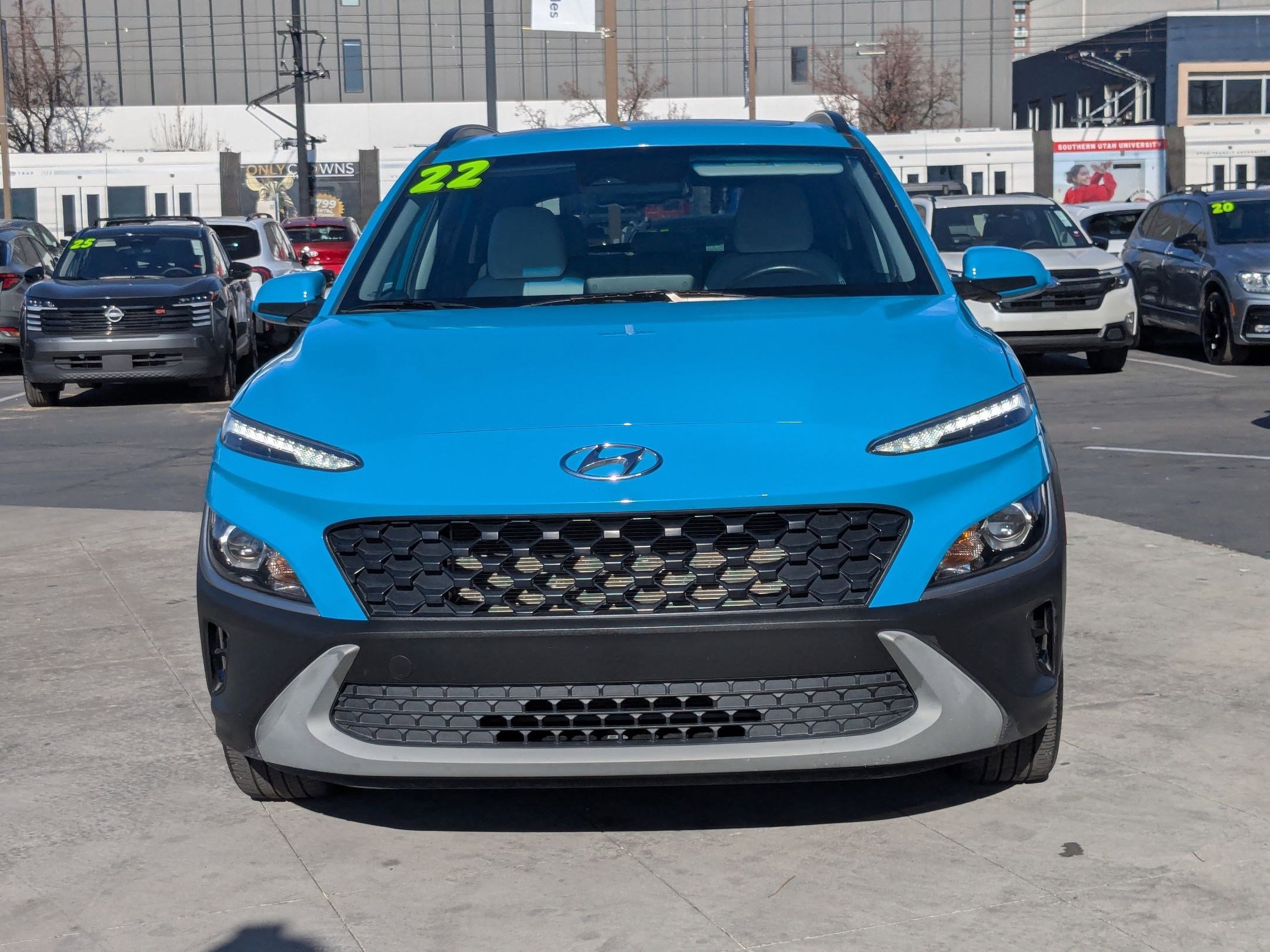 Certified 2022 Hyundai Kona SEL w/ Convenience Package image 11
