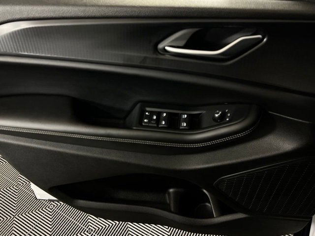 Used 2023 Jeep Grand Cherokee Altitude image 21