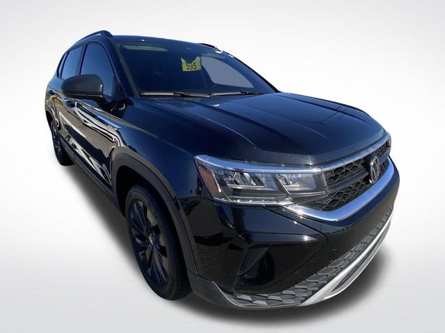 Used 2024 Volkswagen Taos S image 13