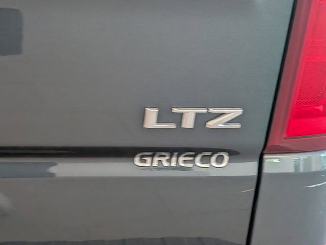 Used 2022 Chevrolet Silverado 1500 LTZ image 13