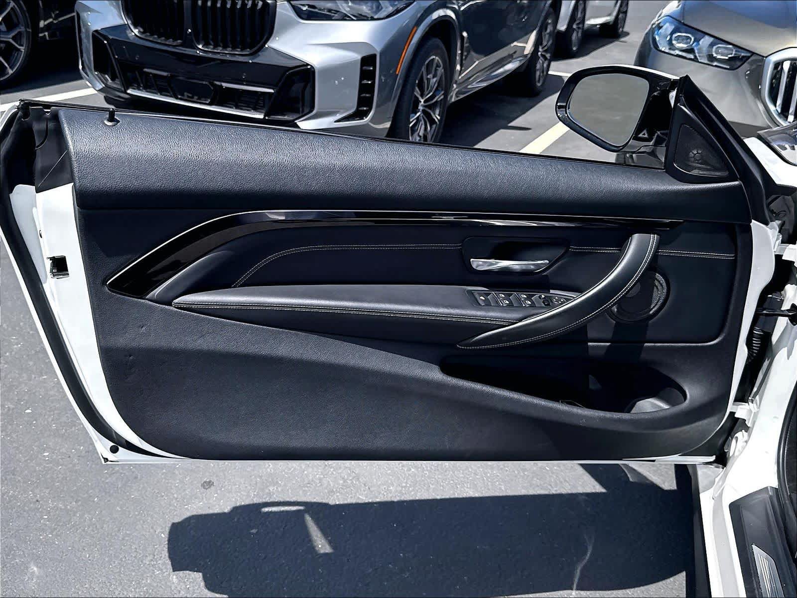 Used 2019 BMW M4 Convertible w/ Competition Package RWD image 22