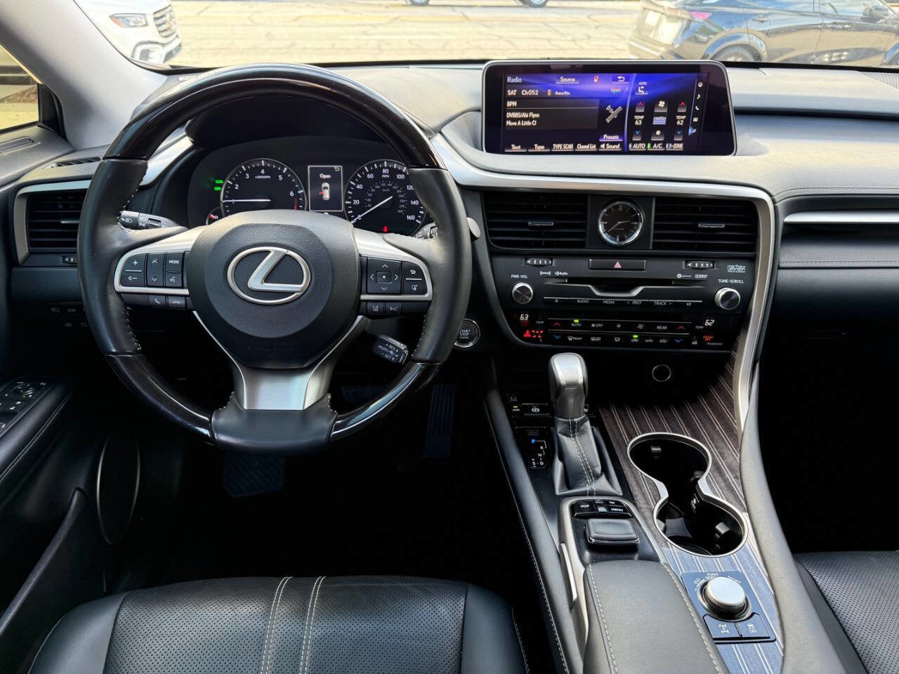 Used 2018 Lexus RX 350L Luxury w/ Accessory Package image 26