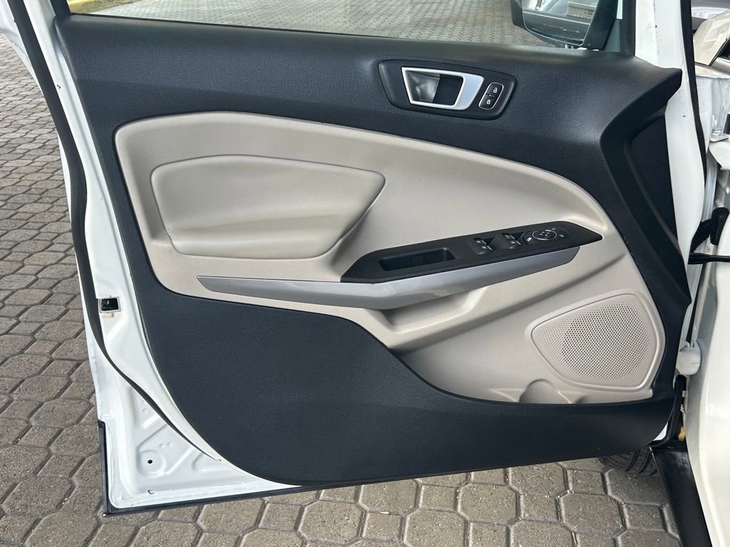 Used 2021 Ford EcoSport Titanium image 35