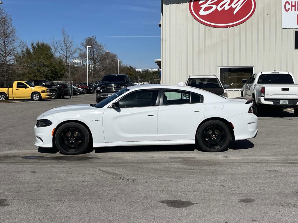 Used 2021 Dodge Charger R/T w/ Blacktop Package image 2
