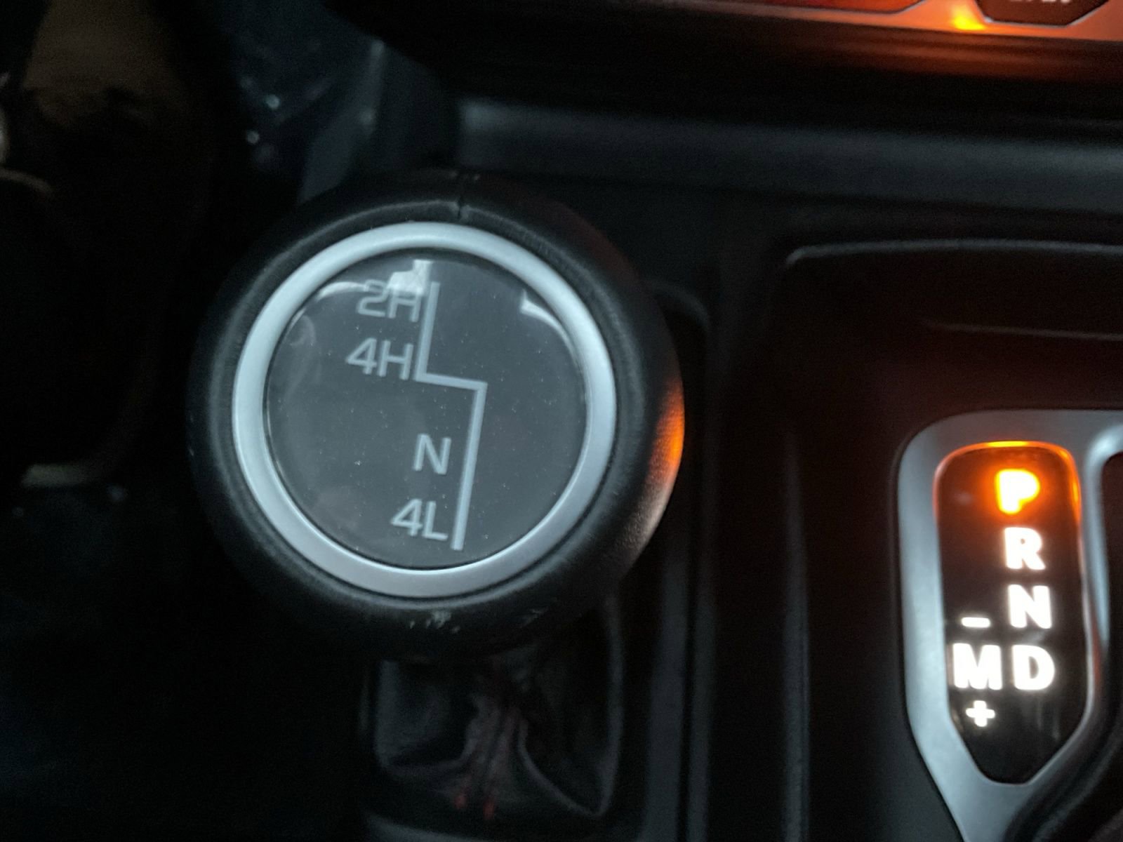 Used 2020 Jeep Gladiator Rubicon w/ Dual Top Group image 30