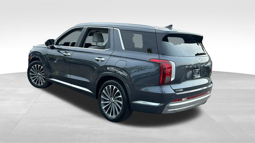 Used 2024 Hyundai Palisade Calligraphy image 5