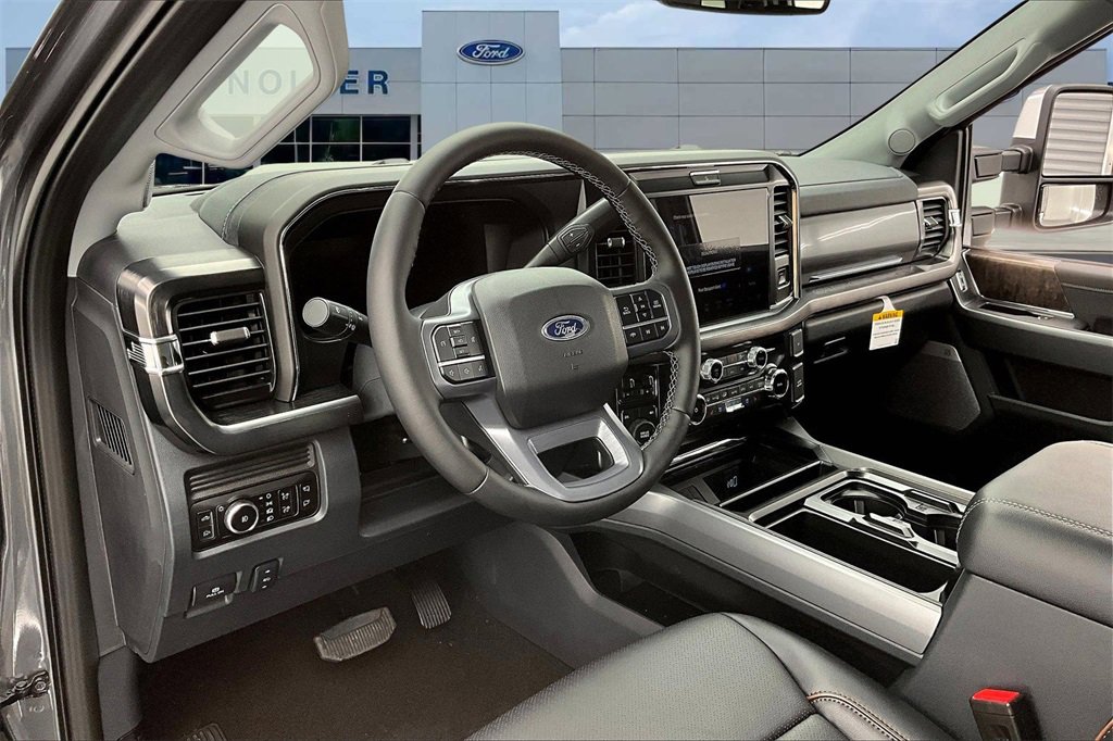 New 2026 Ford F350 Lariat w/ Chrome Package image 7