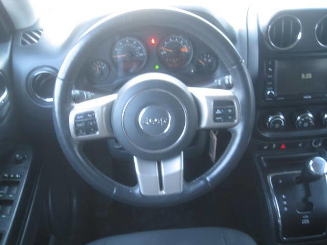 Used 2016 Jeep Patriot Latitude image 14