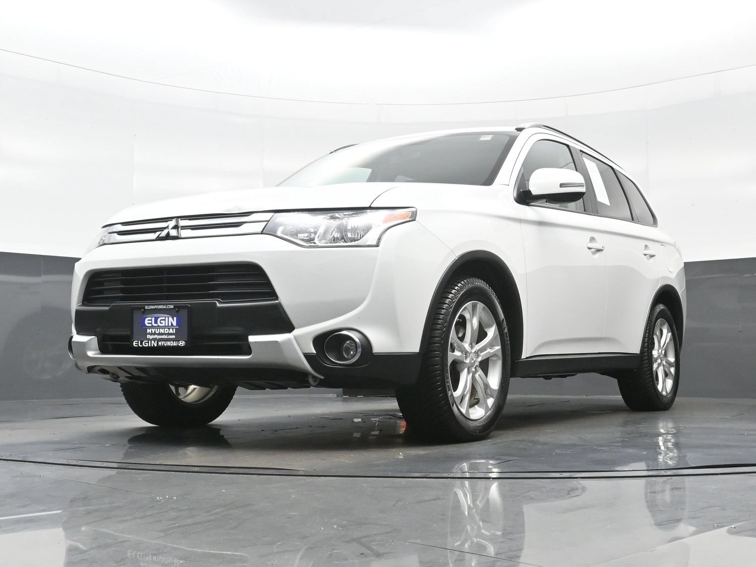 Used 2015 Mitsubishi Outlander SE AWD/4WD image 29