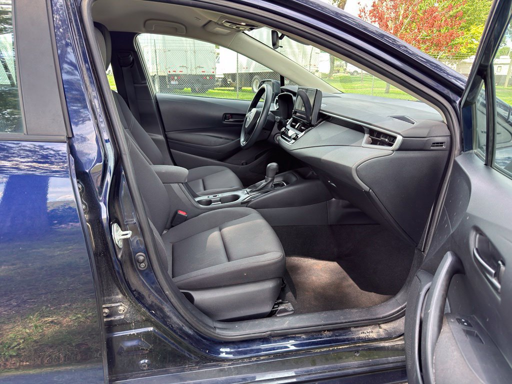 Used 2024 Toyota Corolla LE FWD image 31