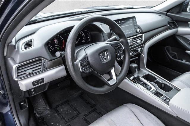 Used 2018 Honda Accord EX image 9