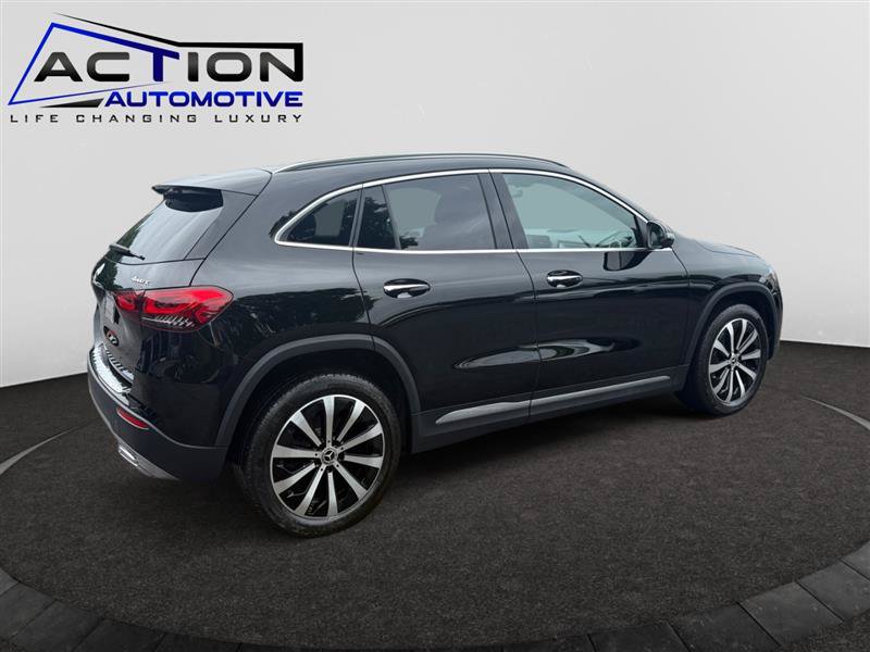 Used 2022 Mercedes-Benz GLA 250 4MATIC w/ Premium Package Lite image 8